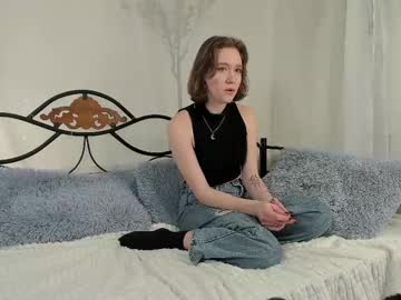 girl
        mikaelaeldzeo cam image #6593594
