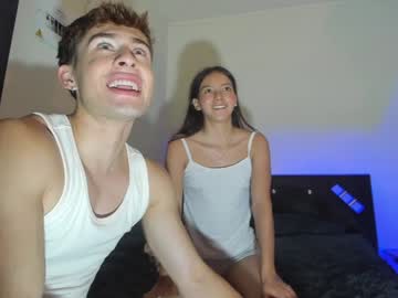 couple
        sassysoulmates cam image #5452802