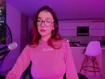 girl
        thecosmicgirl cam image #4208353