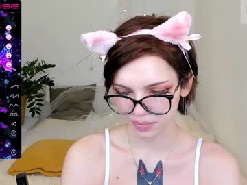 girl
        lisa_milkis cam image #648291