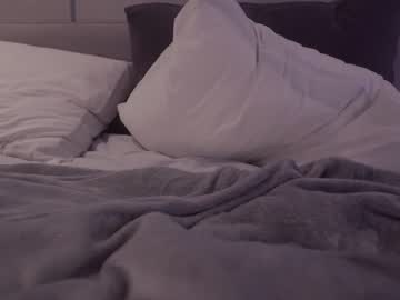girl
        alice_kosmos cam image #1155797