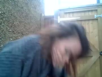 girl
        eatmypie69 cam image #2809852