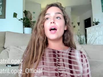 girl
        crazypaty cam image #2660655