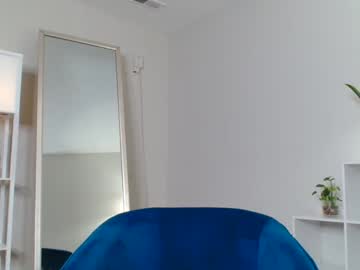 girl
        xbellanovax cam image #4470295
