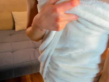 girl
        rubrain cam image #1510392