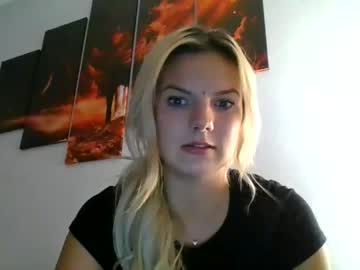 girl
        lacyxtate cam image #169523