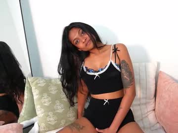 girl
        xzaramx cam image #6282271