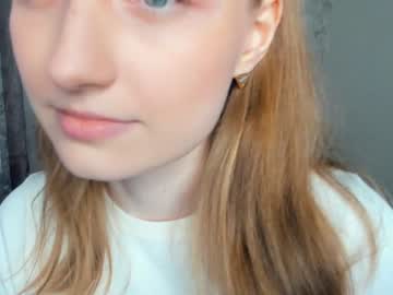 girl
        meand_you cam image #2218219