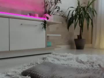 girl
        meryfoxxx cam image #4209348