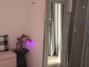 girl
        mysticxkitty cam image #6325787