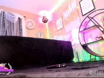girl
        milf_lacey cam image #368536