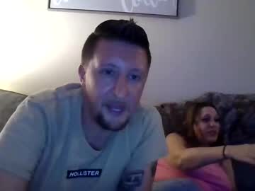 couple
        trillnonymau5 cam image #257799