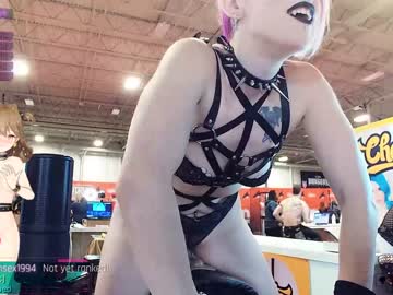 girl
        fatalgoth cam image #364098