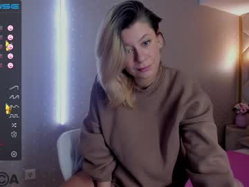 girl
        stifler_mommy cam image #970690