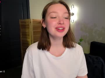 girl
        dinablush cam image #1253314