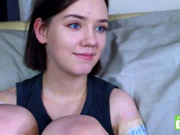 girl
        melissa_mcarthy cam image #5328728