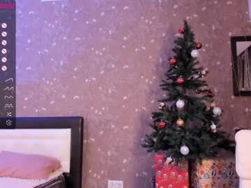 girl
        yolandabertha cam image #633905