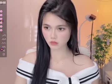 girl
        cindysweetasian cam image #3196559