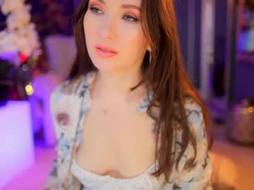 girl
        _1s___ cam image #6465260