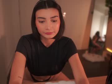 girl
        letiziafulkers1 cam image #5334764