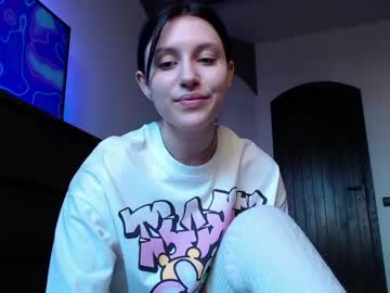 girl
        eva_eva_eva_eva_eva cam image #2888371