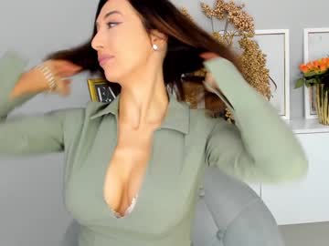 girl
        finestchantilly cam image #110669