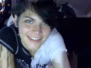 girl
        lillyfaeee cam image #1540243