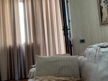 girl
        indikaflower cam image #6444846