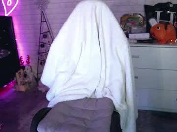 girl
        uindi cam image #4751693