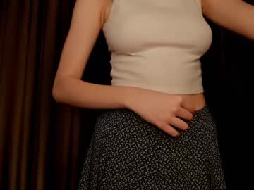 girl
        iris_xavi cam image #3071606