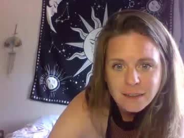 girl
        naughtyymarie420 cam image #1798718
