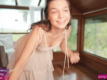 girl
        loollypop24 cam image #5219393