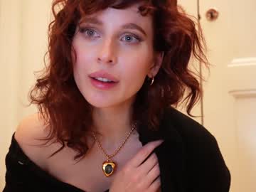 girl
        ellaa91 cam image #5727622