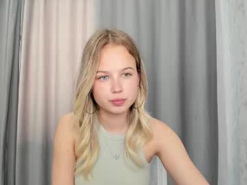 girl Cam Girls Get Busy With Their Dildos With No Shame with tenderness_18