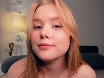girl
        sun_shiiine cam image #2641135