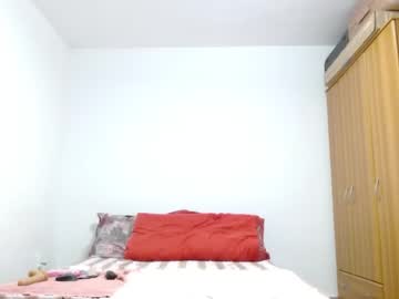 couple
        bouncingb00bs cam image #1386839