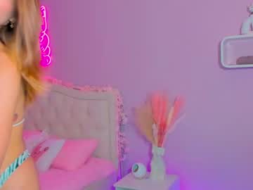 girl
        killer_face cam image #296681