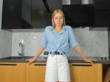girl
        elenehaith cam image #4433763