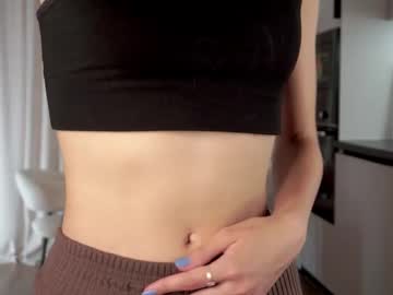 girl
        fancyash cam image #4714097