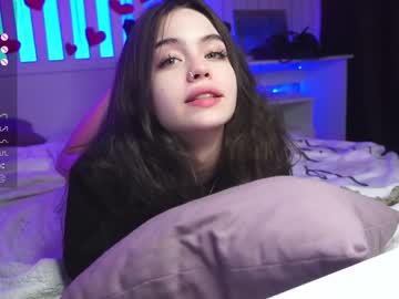 girl
        connieambes cam image #3599967