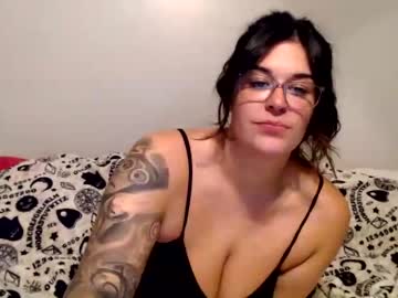 girl Cam Girls Get Busy With Their Dildos With No Shame with lottej01