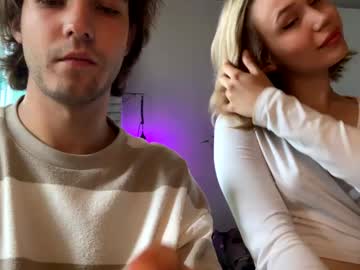 couple
        juiceboyyy cam image #4748137