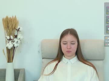 girl
        nico_collard cam image #6417109