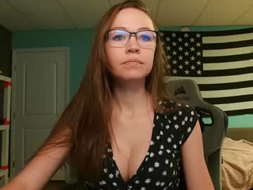 girl
        anabelleleigh cam image #6892146