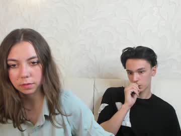 couple
        lia_stan cam image #1580886