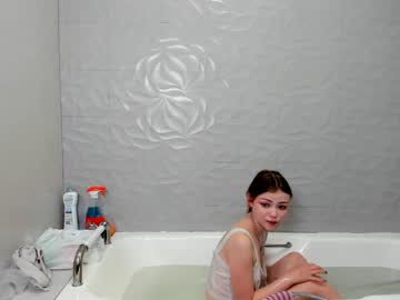 girl
        ur_kawaii cam image #1774466