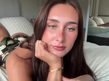 girl
        sashabooxx cam image #6370456