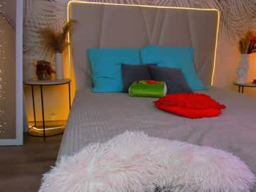 girl
        viky_poll cam image #4857314