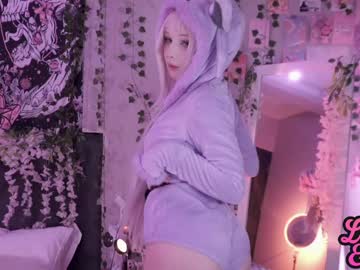 girl
        lucille_evans cam image #5479284