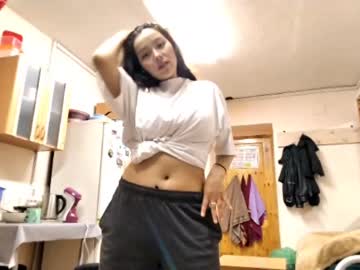 girl
        silverbarkus cam image #6686853